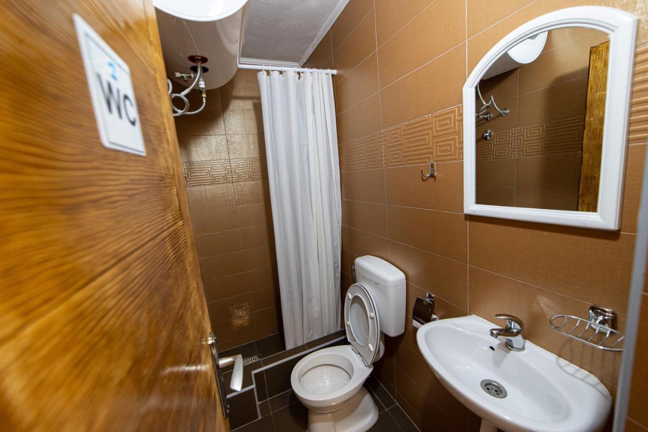 Snam Rooms&Apartment Žabljak エクステリア 写真