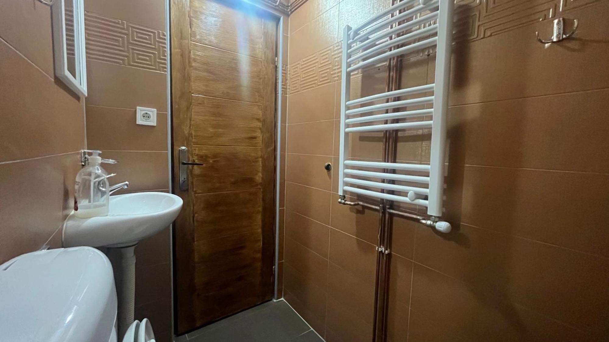 Snam Rooms&Apartment Žabljak エクステリア 写真