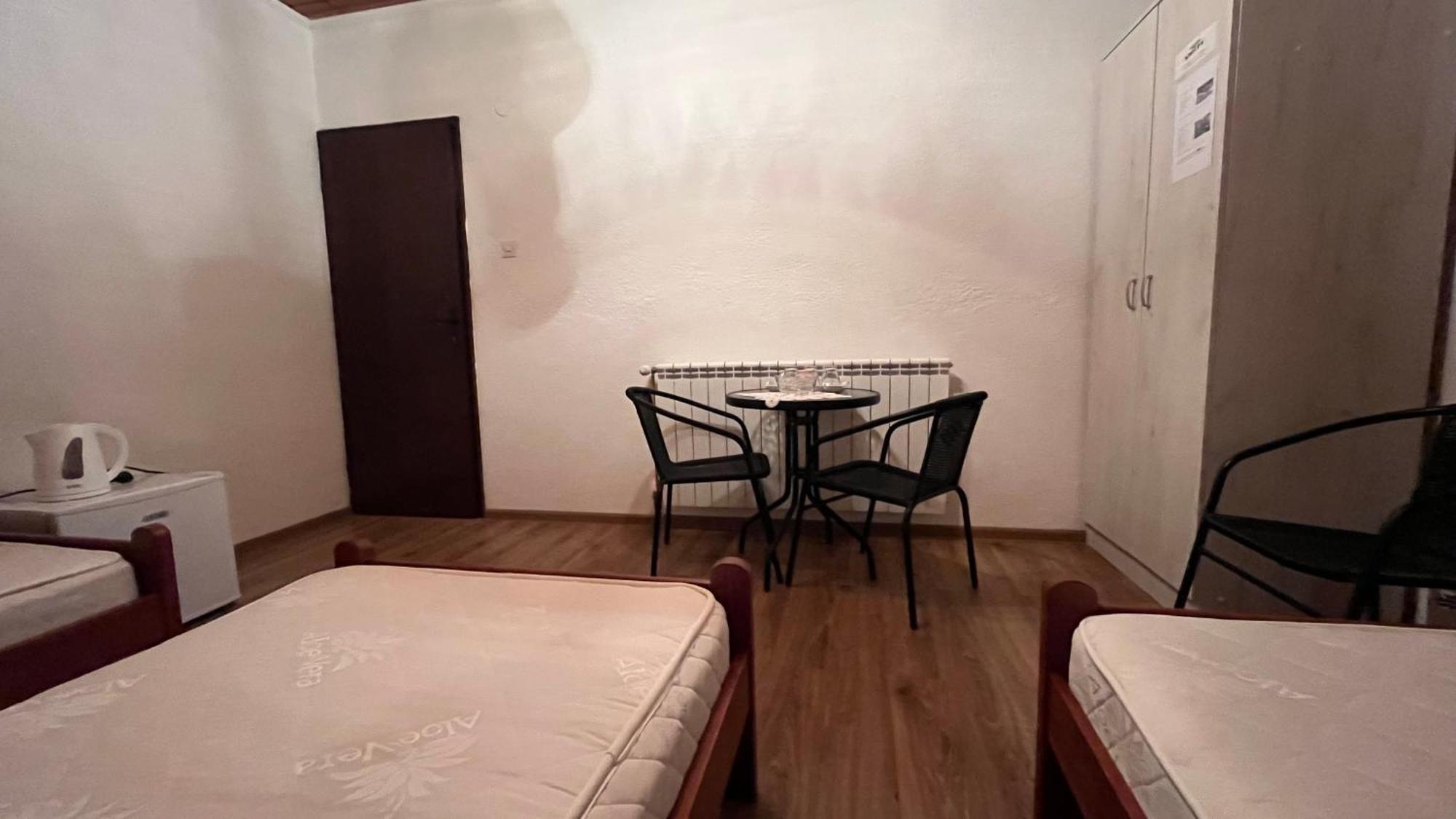 Snam Rooms&Apartment Žabljak エクステリア 写真