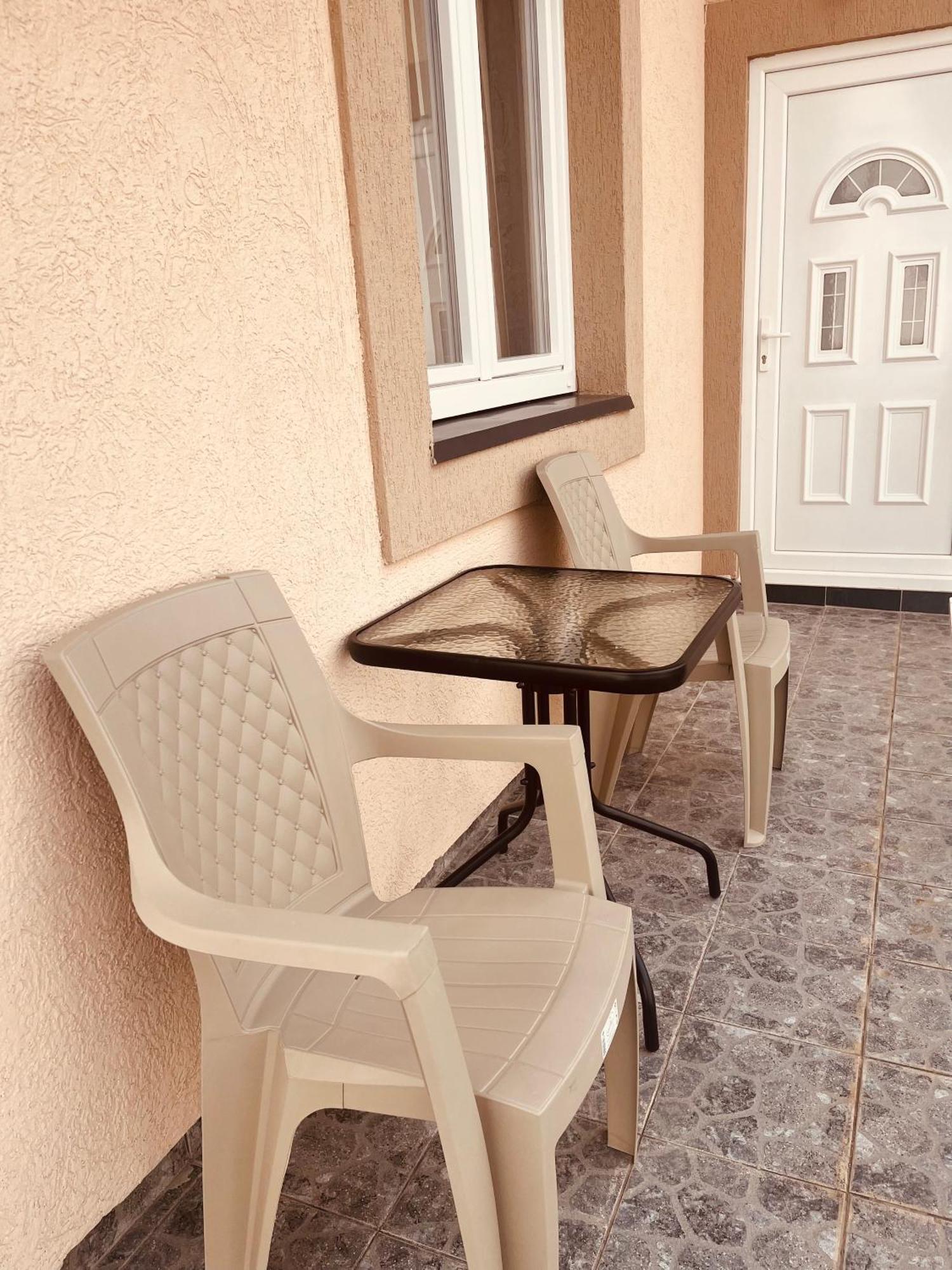 Snam Rooms&Apartment Žabljak エクステリア 写真